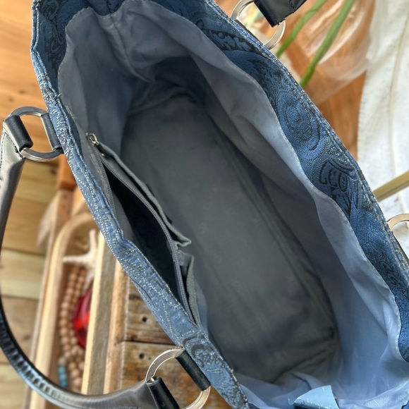 Liz Claiborne Blue Patterned Handbag preloved - Picture 5 of 8